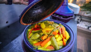 potato boiling pot and lid