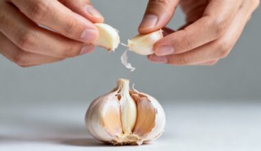 brilliant easy garlic peeling