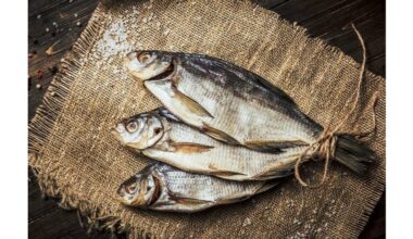 avoid botulism from cured fish
