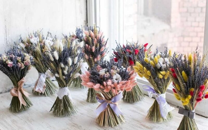 dried flowers superstition guidance