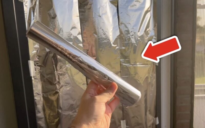 foil glued window reduces condensation