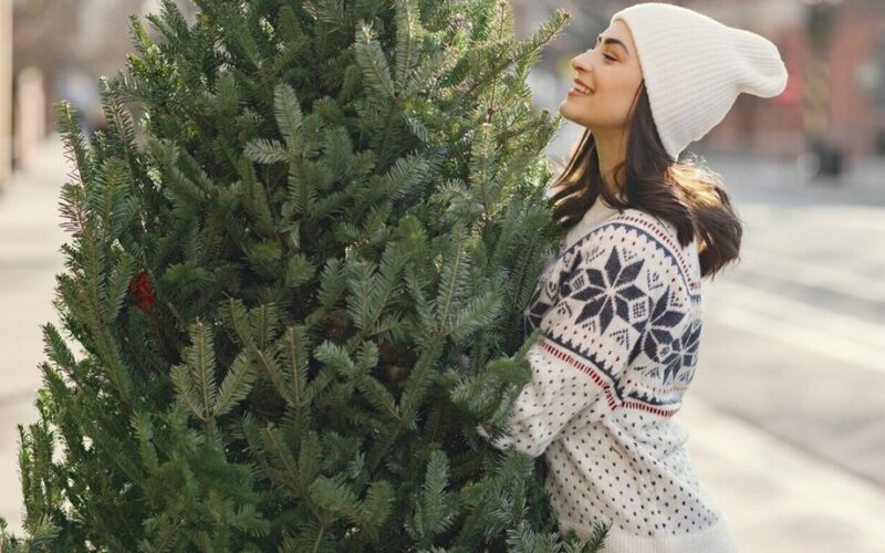 four spoons per bucket