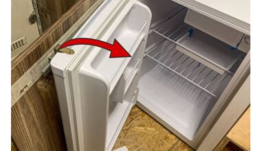 quieting fridge with coin