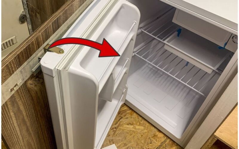 quieting fridge with coin