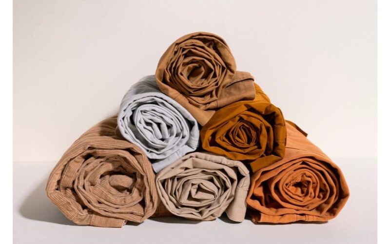 seasonal clothes space saving tips