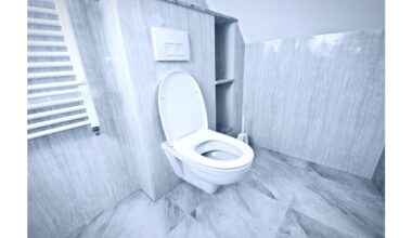 bathroom smells like brokard