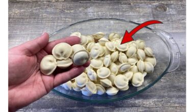 coat dumplings with oil