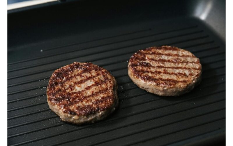 juicy minced cutlets in jars
