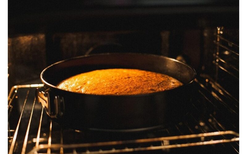 keep oven door closed