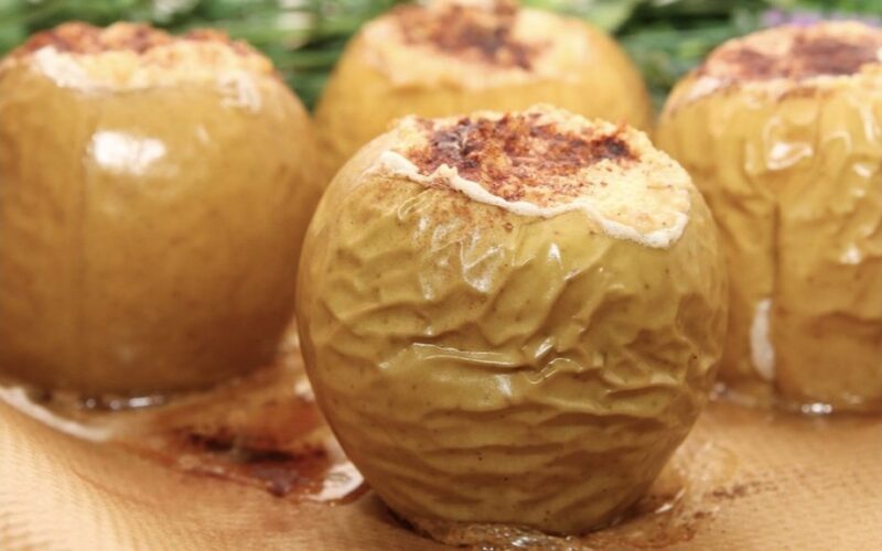 microwaved caramelized apple dessert