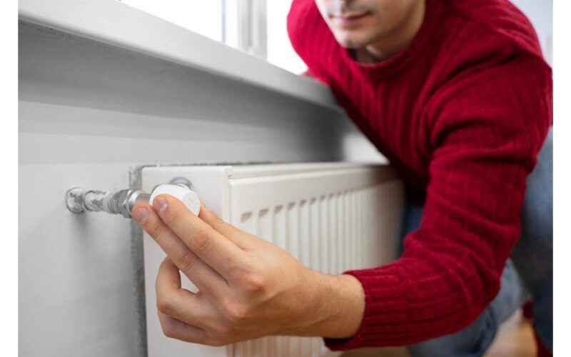 radiator warm top cold bottom