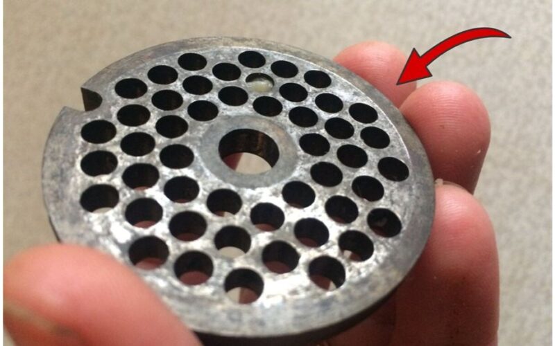 Pašliftas mėsmalės peilis namuose