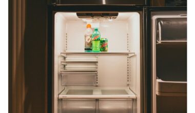 stop freezer ice buildup