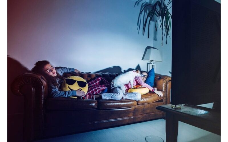 turn off tv before sleeping