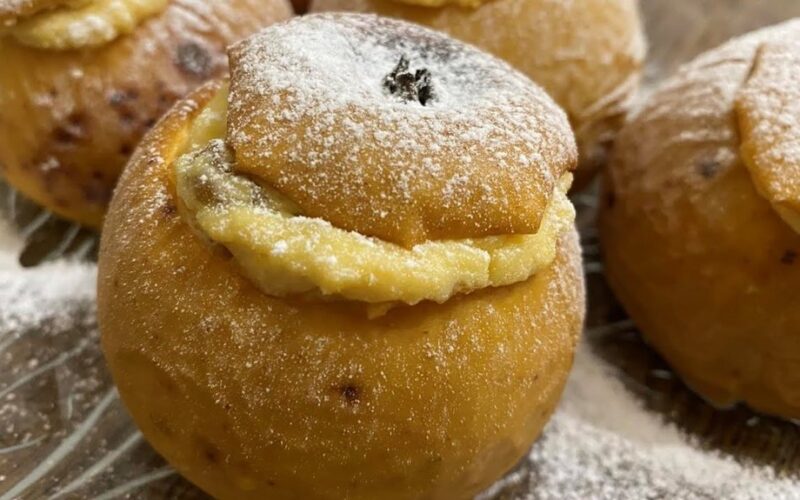 baked apples with cheese