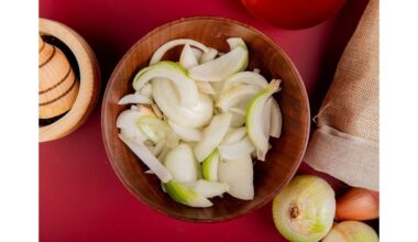 supjaustyk dešimt kilogramų svogūnų ramiai