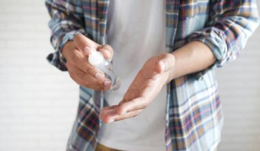 essential tremor without alcohol