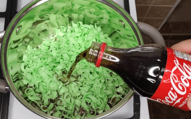 sumaišyta kola su muilo taupymais