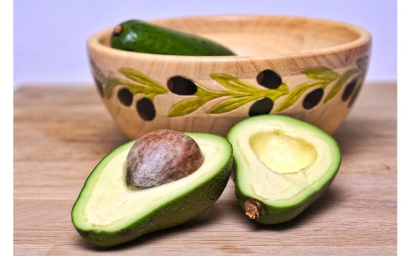 pasodinti avokadą iš kauliuko