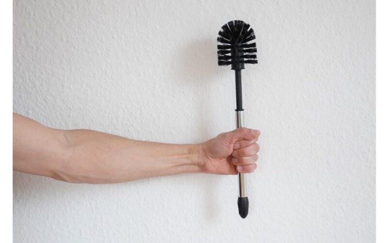 tualetas žiba kaip perlai