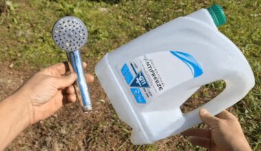 perdirbtas benzino kanistro vandens tiektuvas