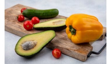 visada valgyk avokadą su daržovėmis