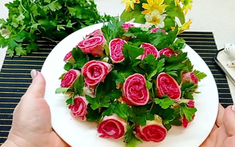 burokėlių rožė puokštė