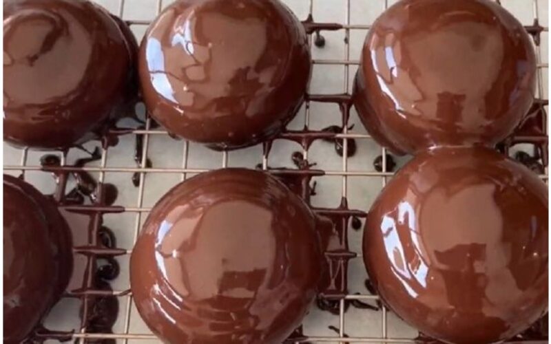 namų gamybos vyšnių zefyro šokoladas