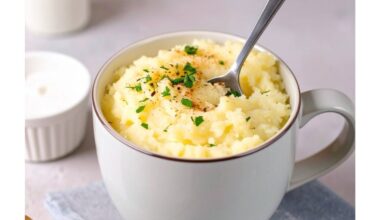 greitai paruošiamos bulvių košelės puodelis