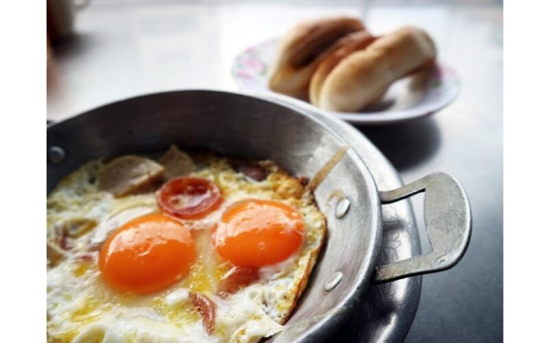 džiugios bangos su actu