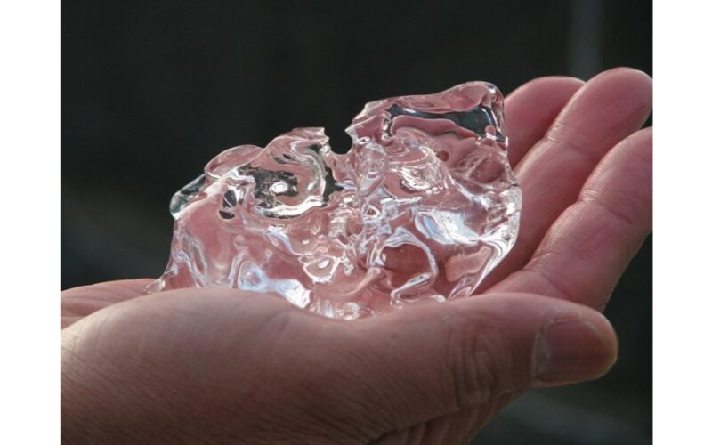 Niekada netrinkite sušalusių rankų