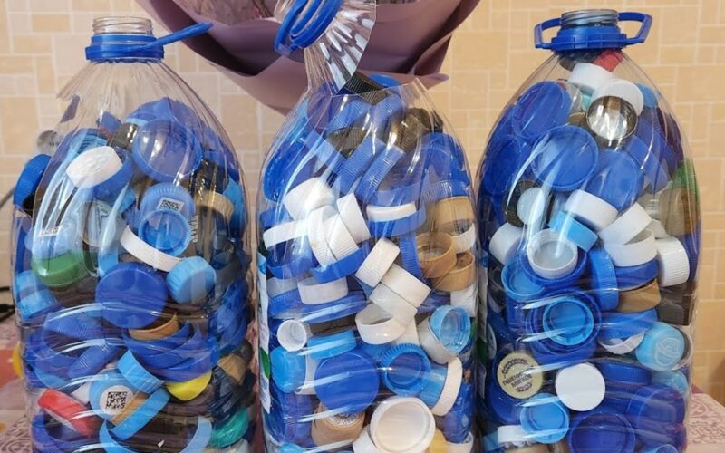 plastic bottle cap storage basket