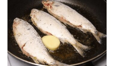 potato slice absorbs fishy smell