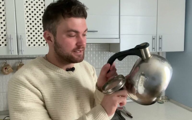 pašalinti arbatinuko kalkių kvapą