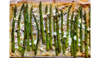 sūrus lakštinis pyragas su smidrais