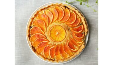 Trapios tešlos tartaletė su karamelizuotais apelsinais