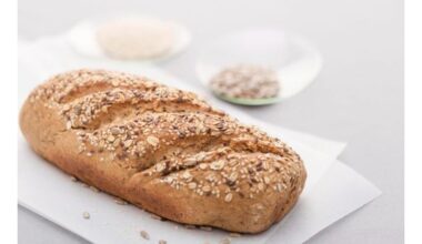 unikalus ryžių pagrindu pagamintas kaimiškas duonos kepalas