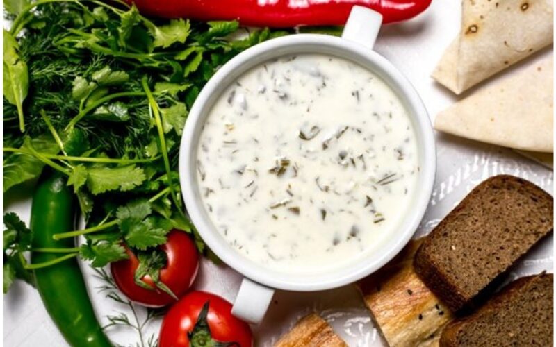 universalus padažas salotoms ir mėsai