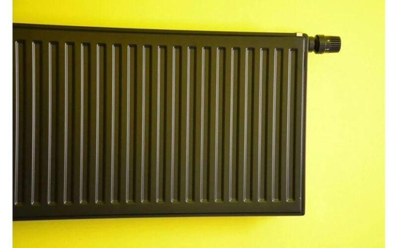 kodėl juodi radiatoriai geriau šildo