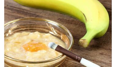 raukšlių išlyginamoji naminė medaus kaukė