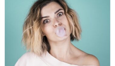 kramtomoji guma ant tuščio skrandžio