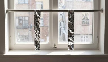 folijos juostelės atbaido paukščius