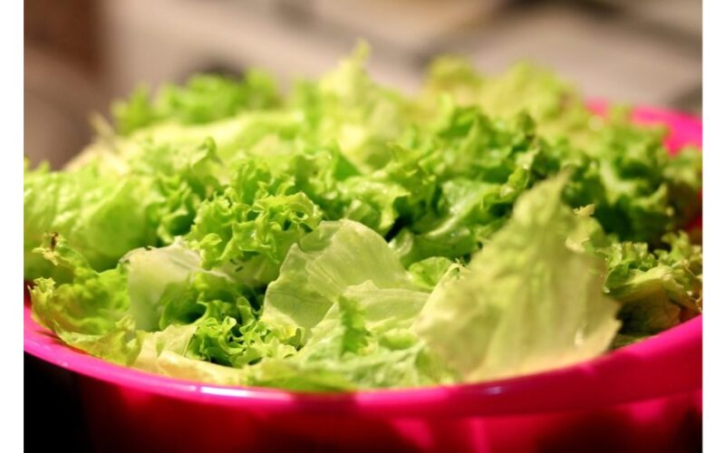 keturi gurmaniški salotų patobulinimai