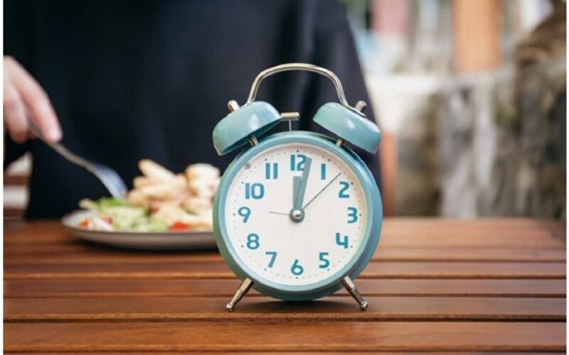 pertrūkiais badavimas: mitas ar išsigelbėjimas