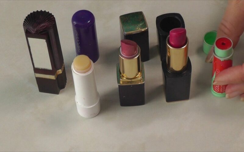 lūpdažių tūtelės kaip prieskonių indeliai