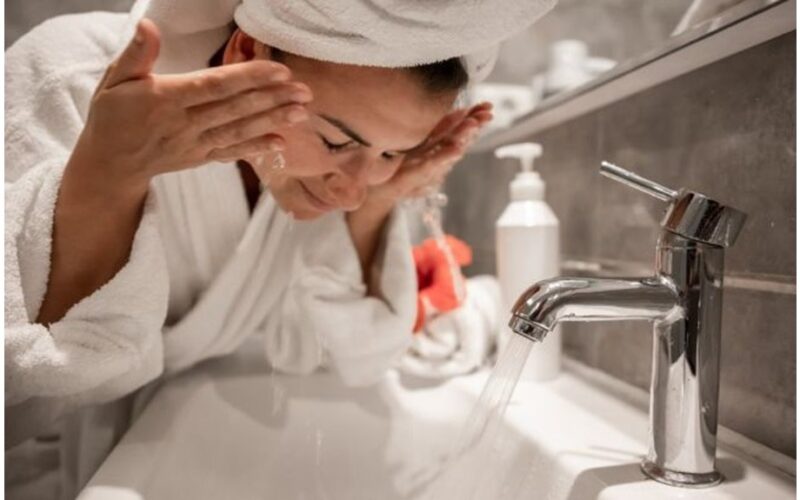 dauguma žmonių plaunasi neteisingai