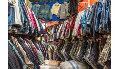 senoji moteriškė triukas pašalina kvapą