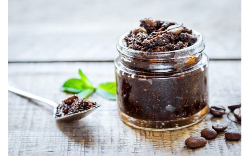 kavos tirščių perdirbimas nauda sode