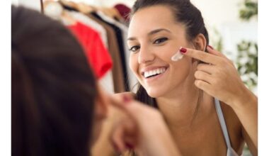 pavasario saulė kenkia odai