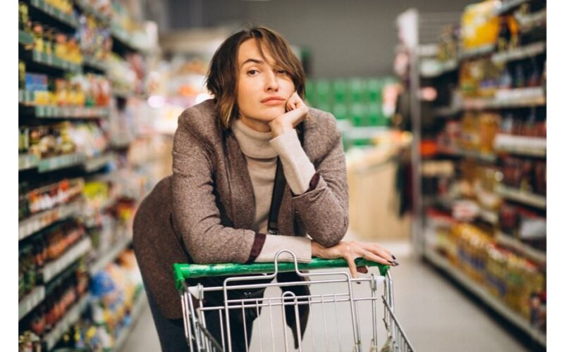 parduotuvės darbuotojas prisipažįsta apie mažmeninės prekybos triukus